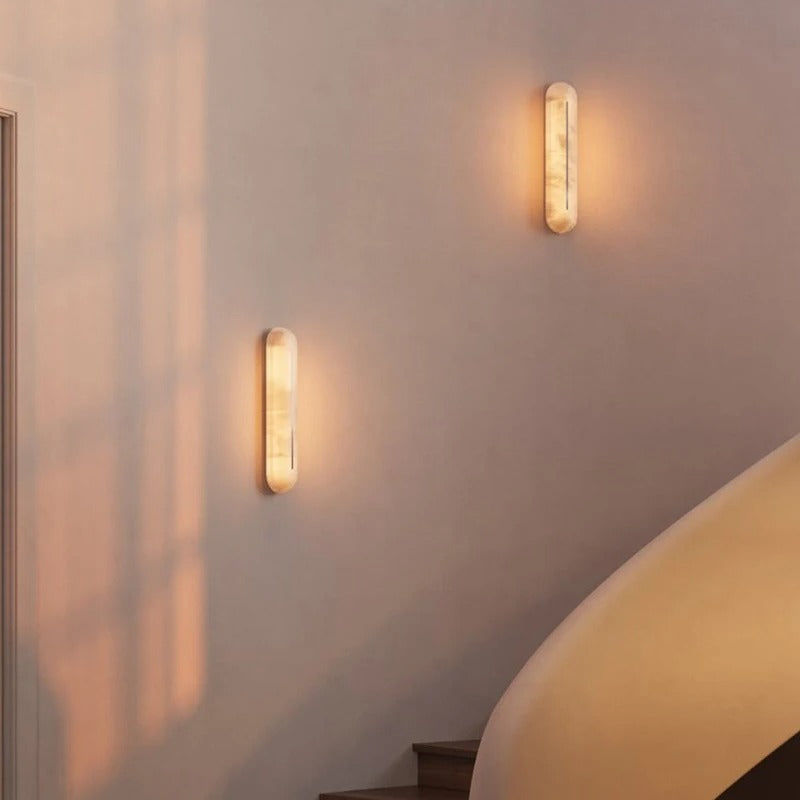 Italienische Wandleuchte aus natürlichem Marmor